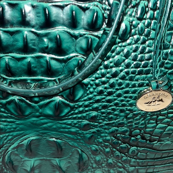Brahmin Large Duxbury Green Croc-Embossed Shoulder Bag. NWOT Dust Bag included - Picture 2 of 7